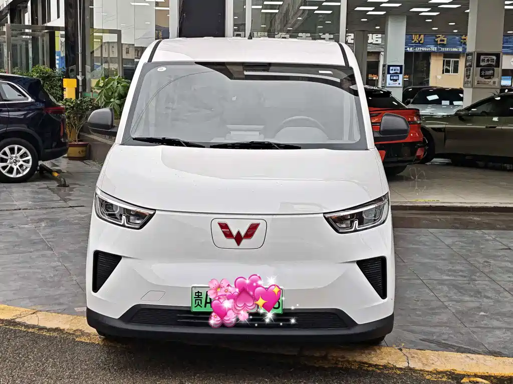 Wuling Yangguang — миниатюра 2