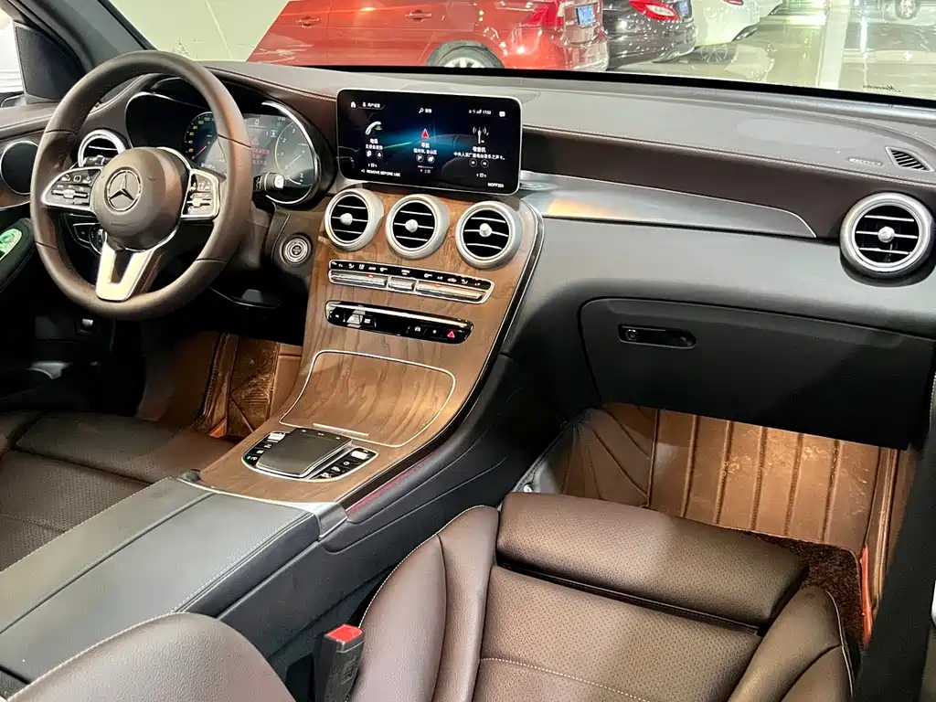 Mercedes-Benz GLC — миниатюра 10