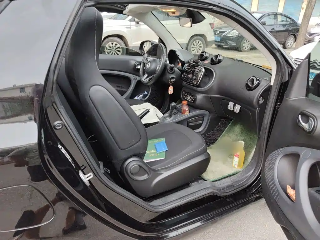 smart Smart Fortwo — миниатюра 18