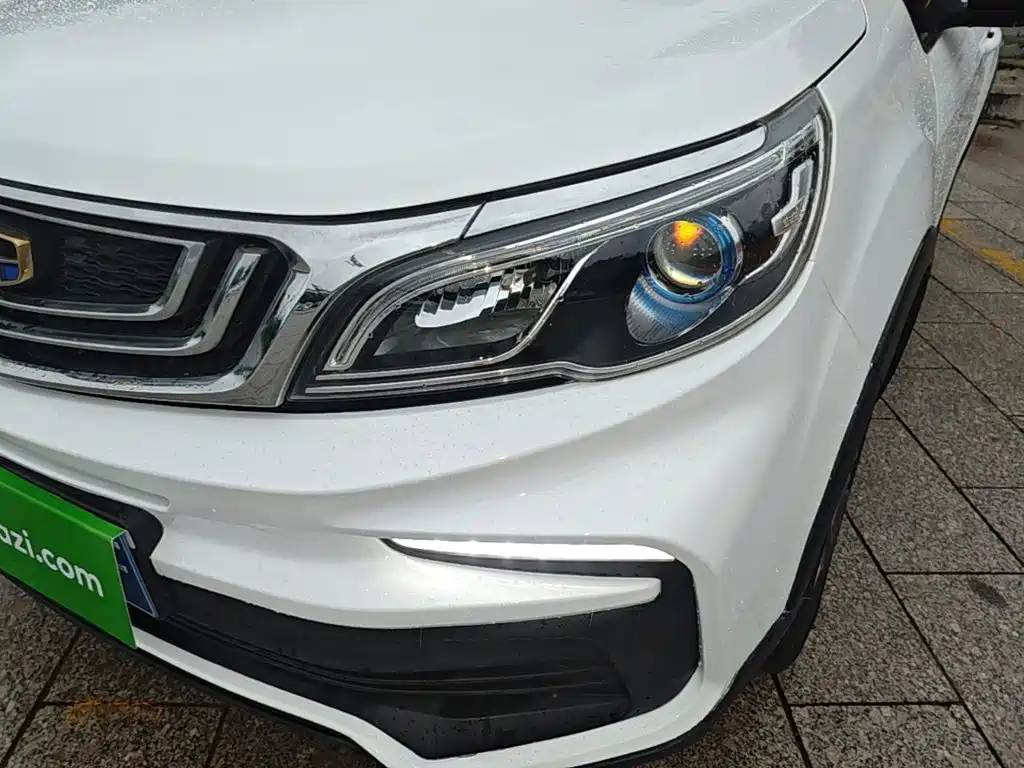 Geely Vision X3 — миниатюра 24