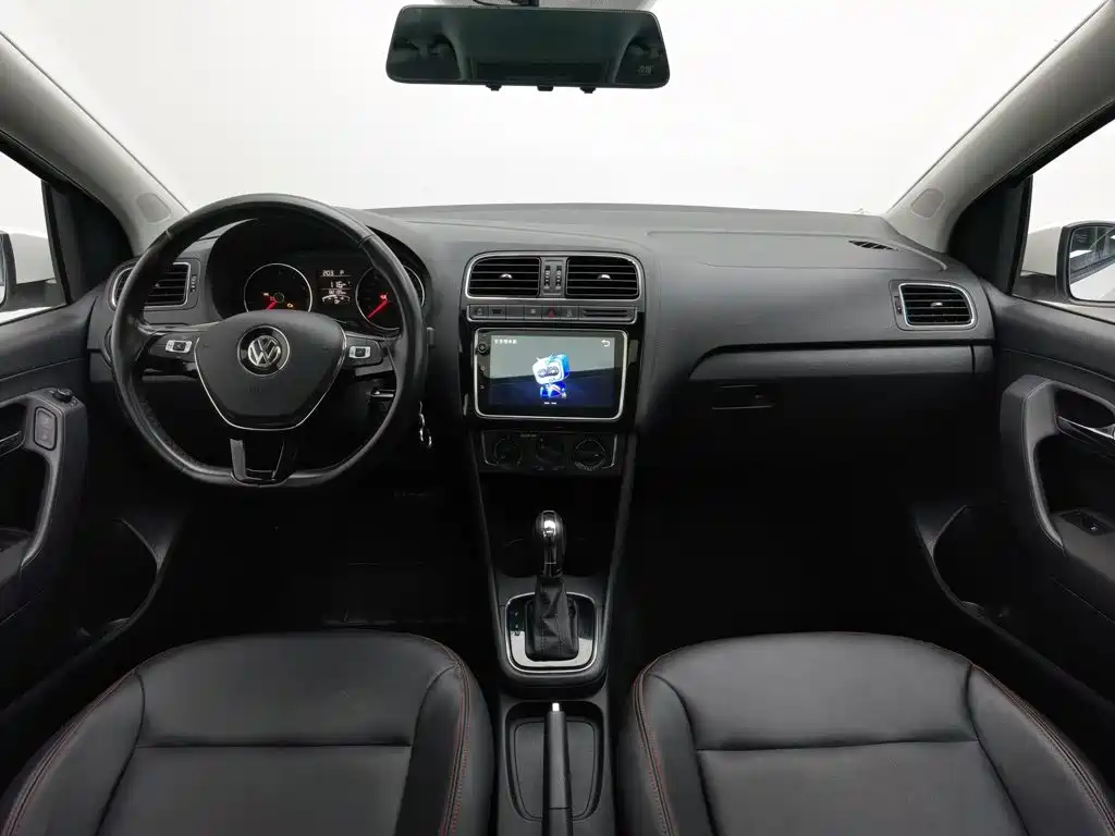 Volkswagen Polo — миниатюра 5
