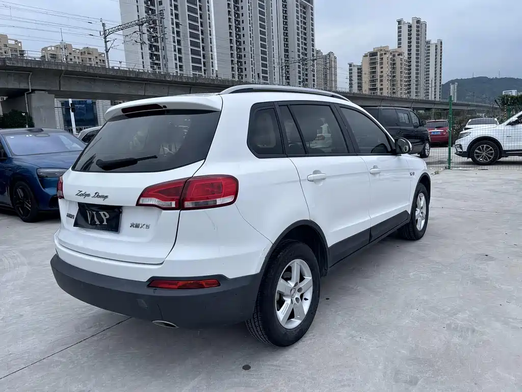 Zotye X5 — миниатюра 8