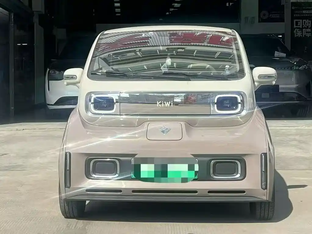 BAOJUN KIWI EV