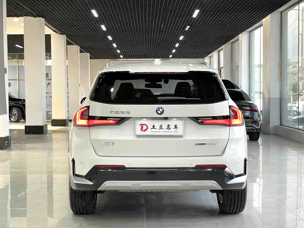BMW X1 2023 sDrive20Li X