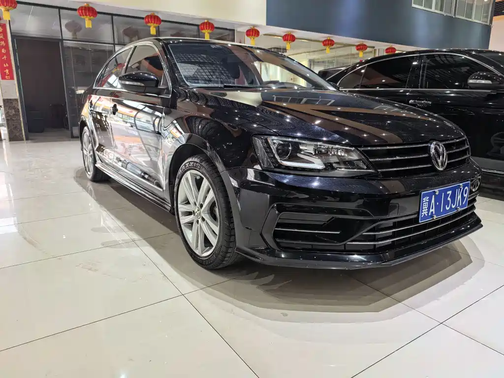 Volkswagen Sagitar 2018 280TSI DSG