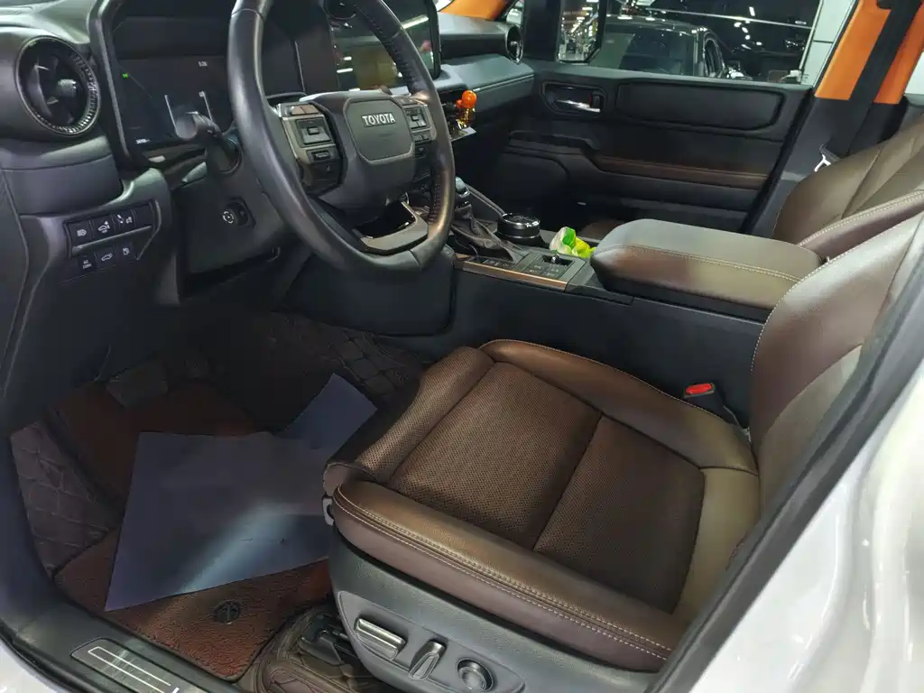 Toyota Prado — миниатюра 15