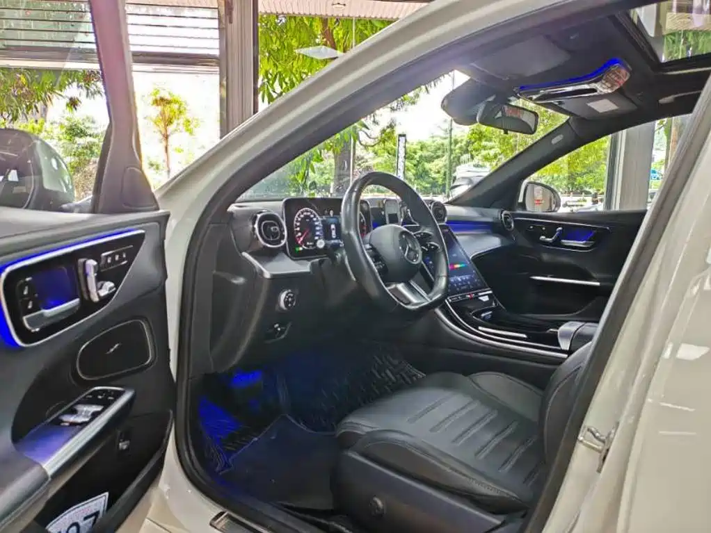 Mercedes-Benz C-Class — миниатюра 4