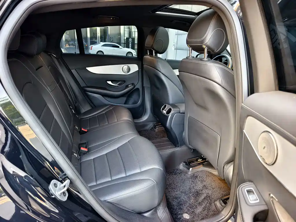 Mercedes-Benz GLC Coupe — миниатюра 13