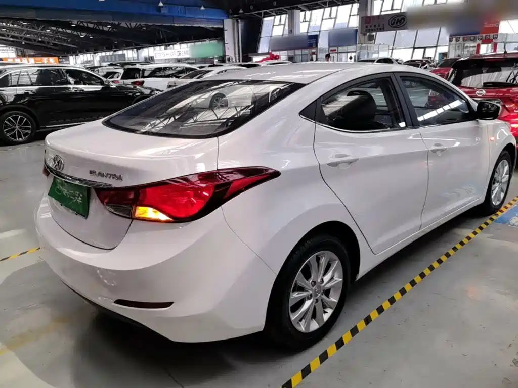 Hyundai Elantra Langdong — миниатюра 7