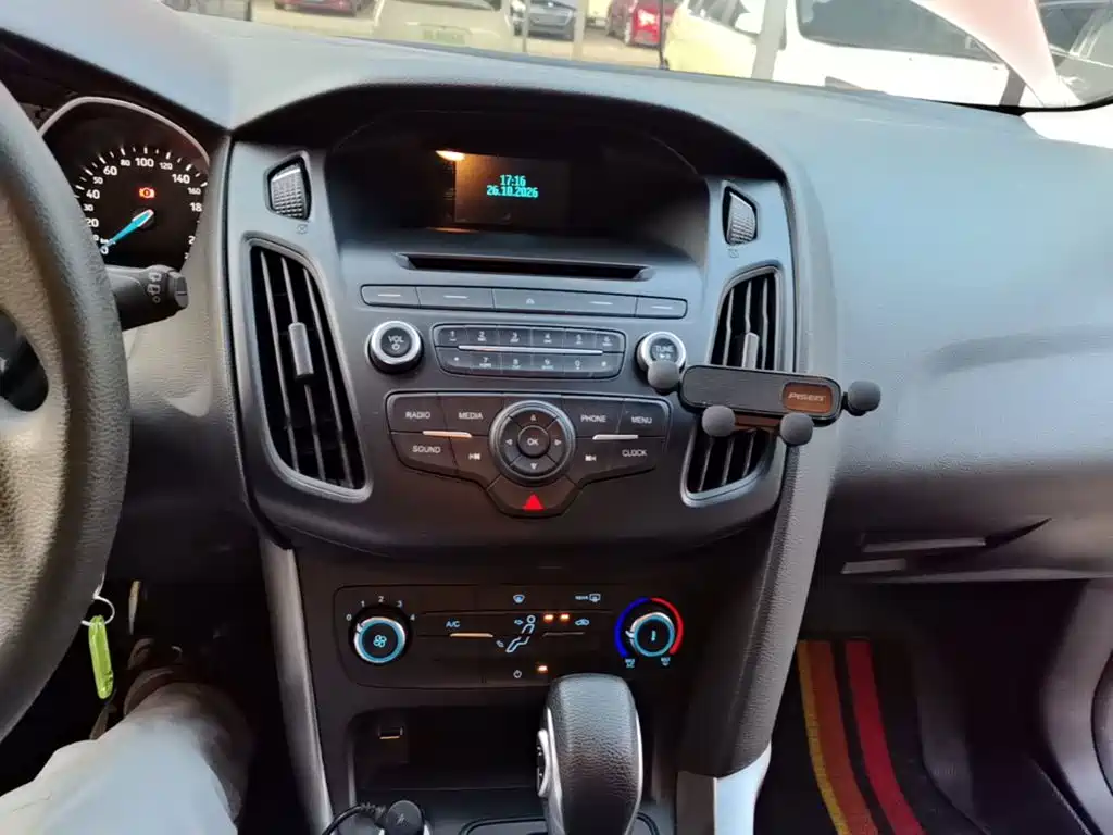 Ford Focus — миниатюра 13