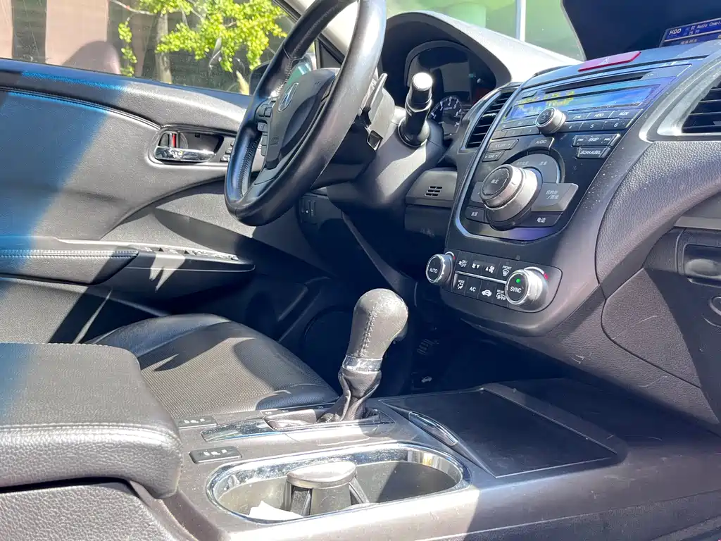 Acura RDX (Import) — миниатюра 16