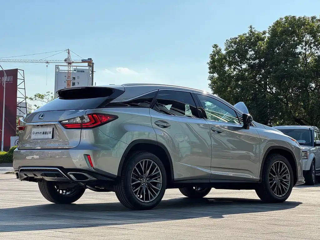 Lexus RX — миниатюра 6
