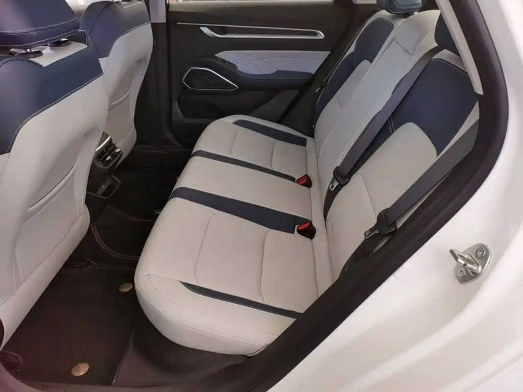 Geely Emgrand — миниатюра 17