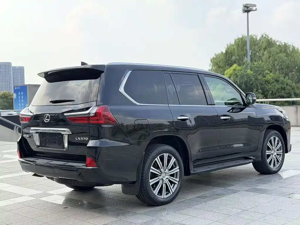 Lexus LX — фотографии объявления, Фото 18
