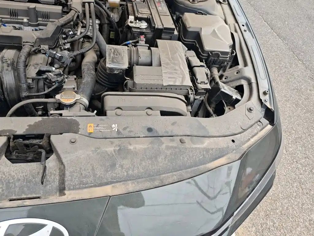 Hyundai Elantra — миниатюра 20