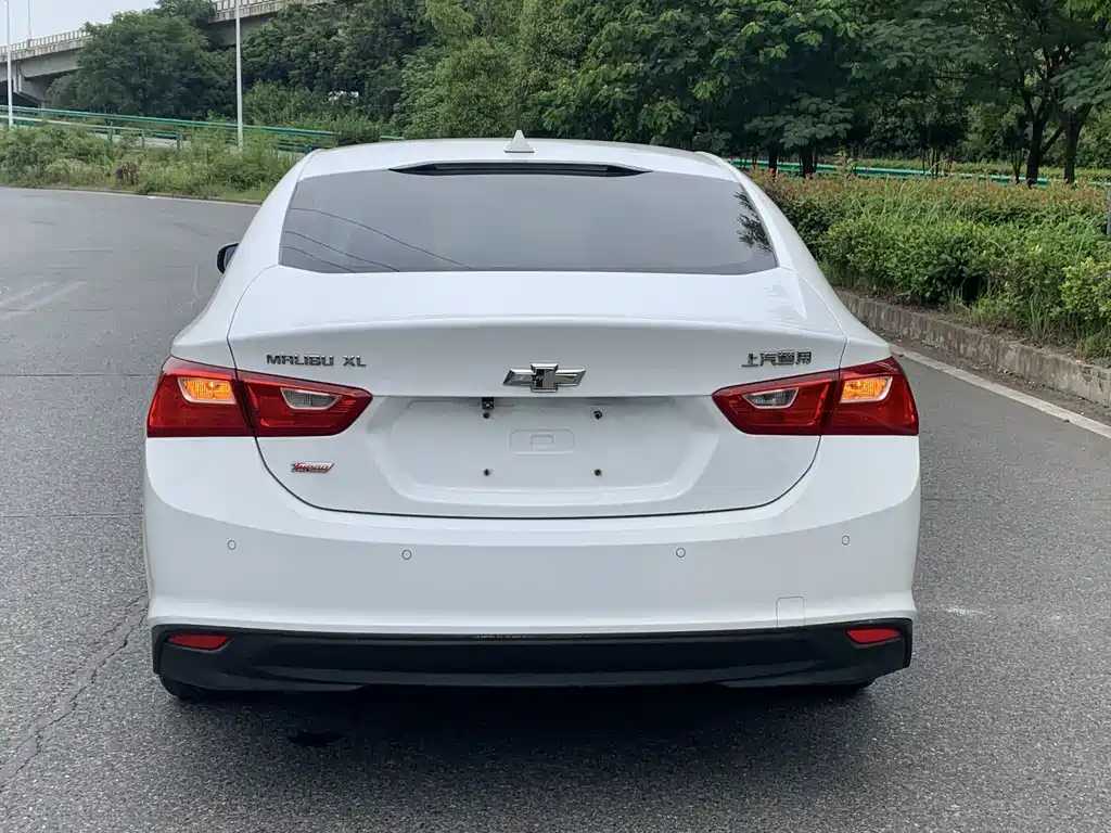 Chevrolet Malibu XL — миниатюра 15