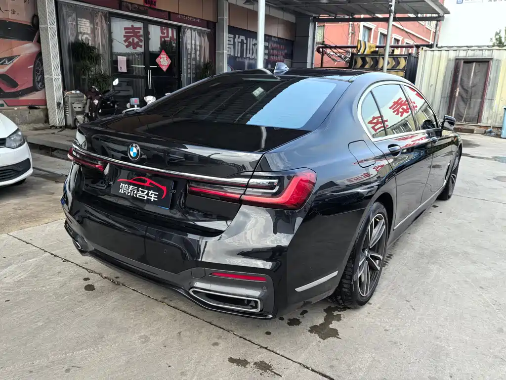 BMW 7 Series — миниатюра 4