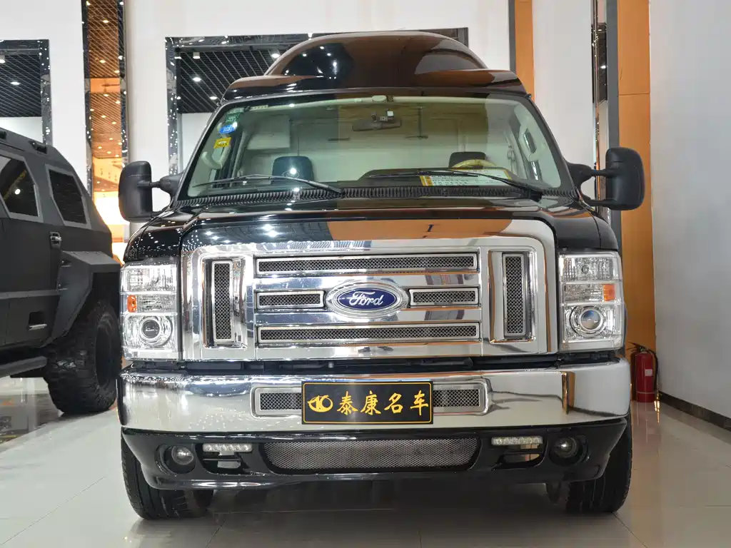 Ford E350 2017 5.4L AT