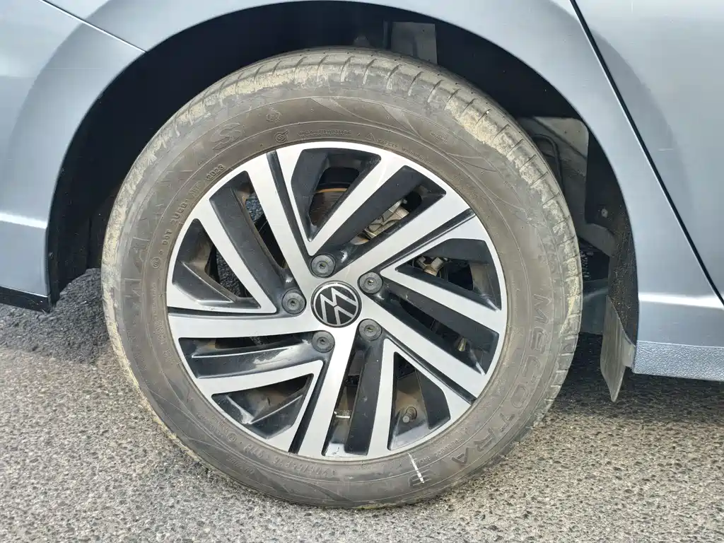 Volkswagen Lavida 2023 300TSI DSG