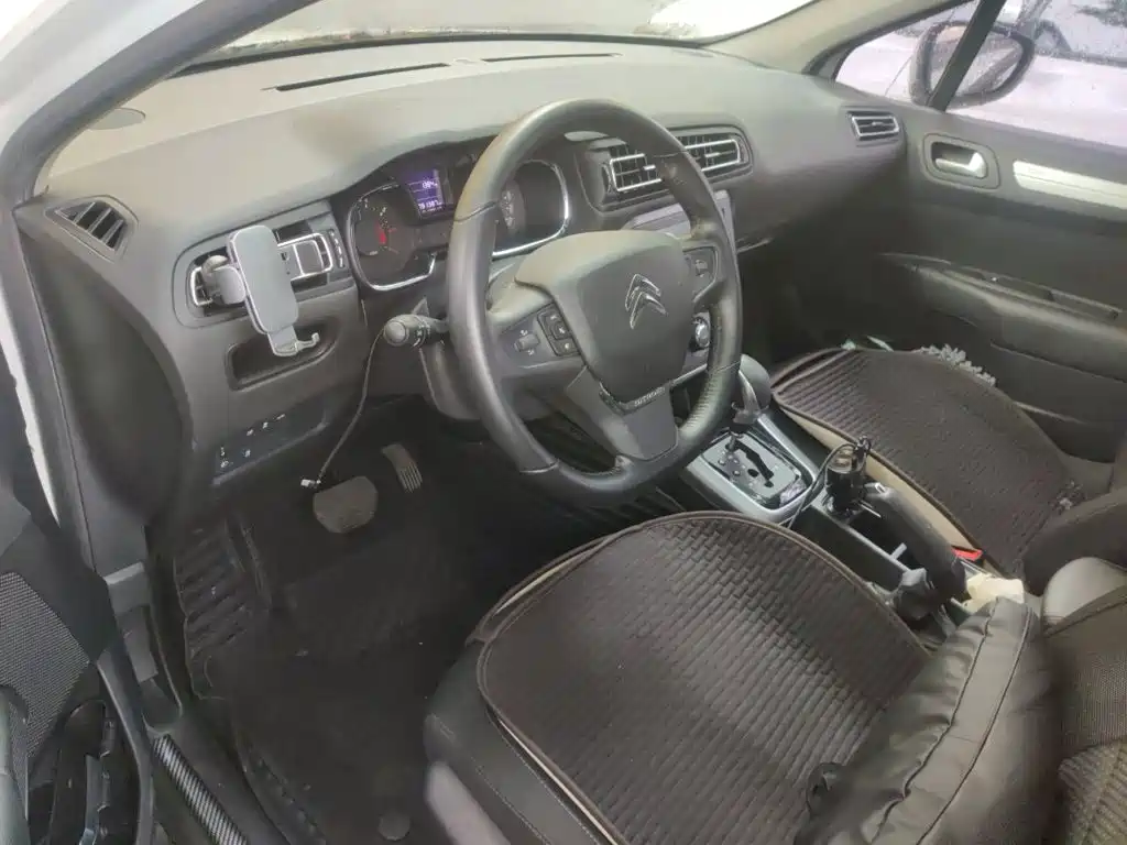 Citroen C4 — миниатюра 8