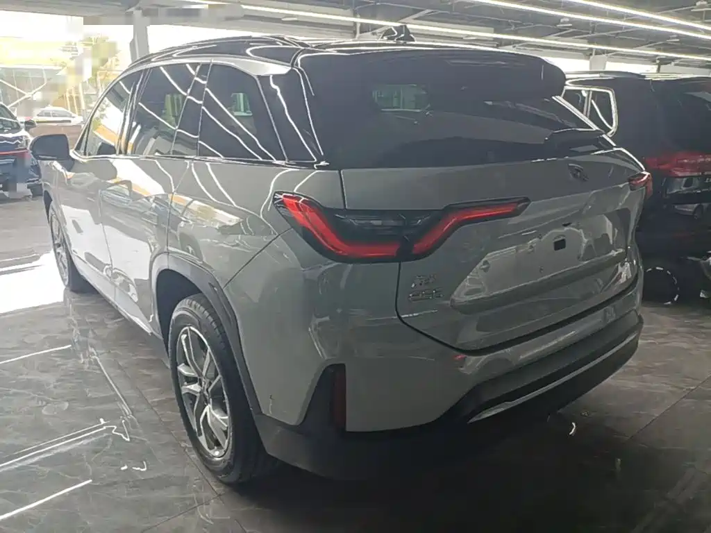 NIO ES6 — миниатюра 5