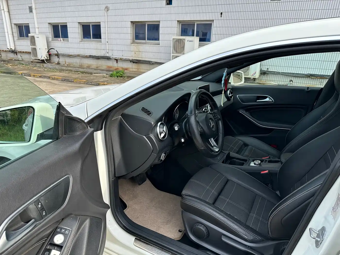 Mercedes-Benz CLA (Import)