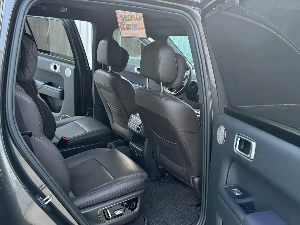 Li Auto Li L8 — миниатюра 7