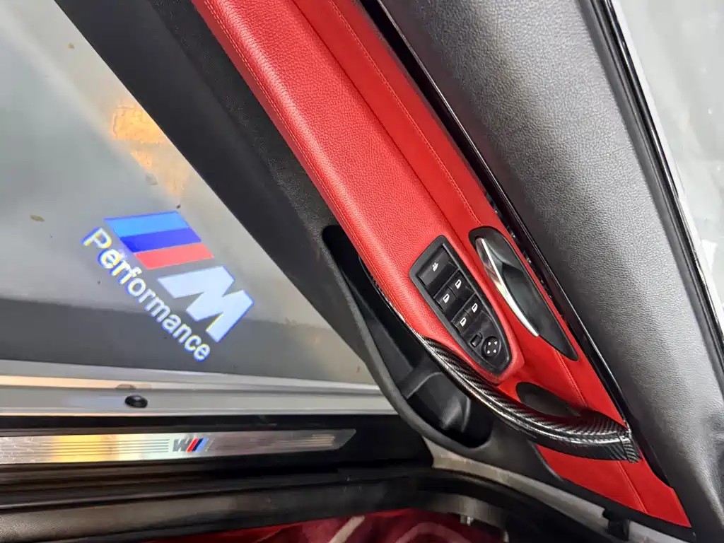 BMW 4 Series — миниатюра 4