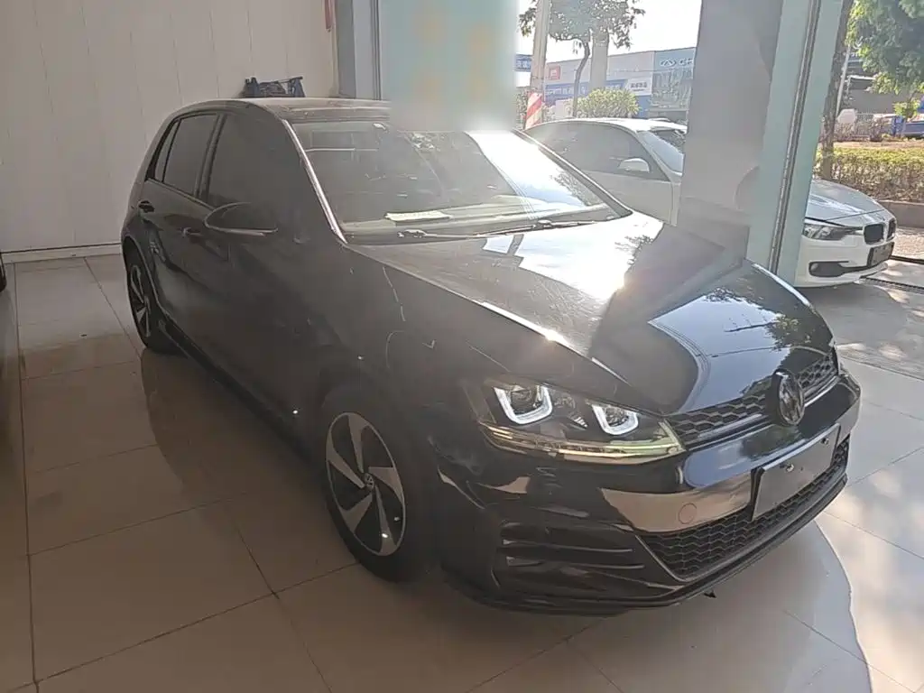 Volkswagen Golf — миниатюра 4