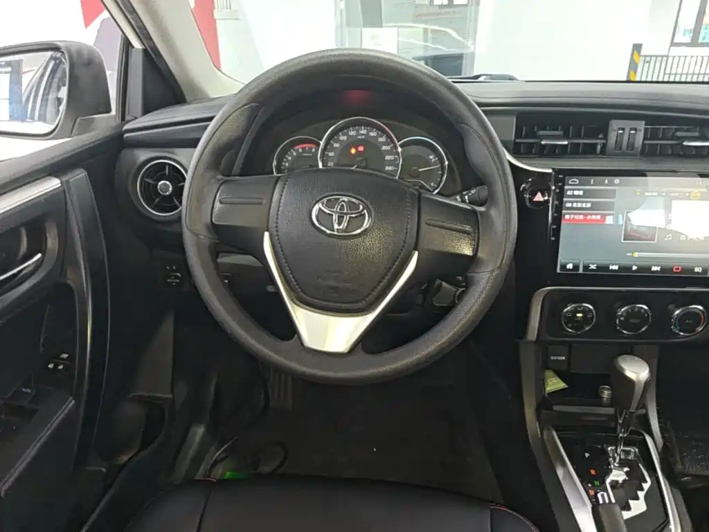 Toyota Corolla — миниатюра 11