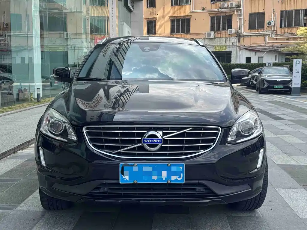 Volvo XC60 2017 T5
