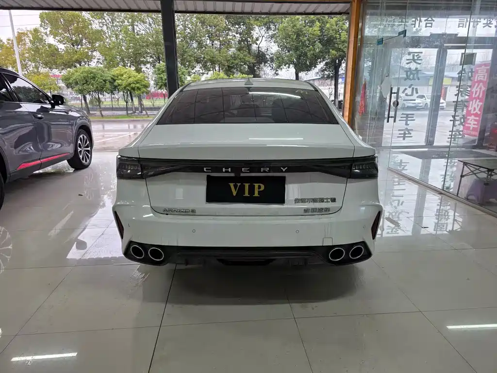 CHERY ARRIZO 8