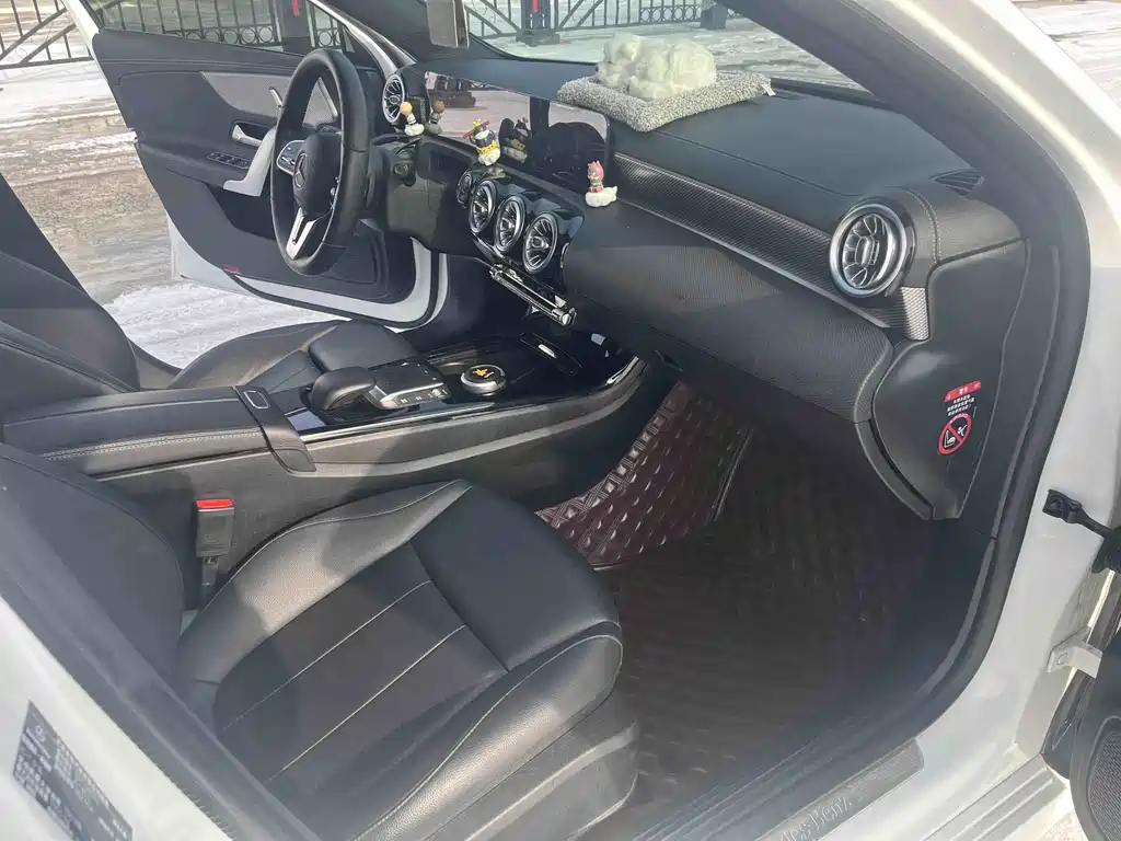 MERCEDES-BENZ A CLASS