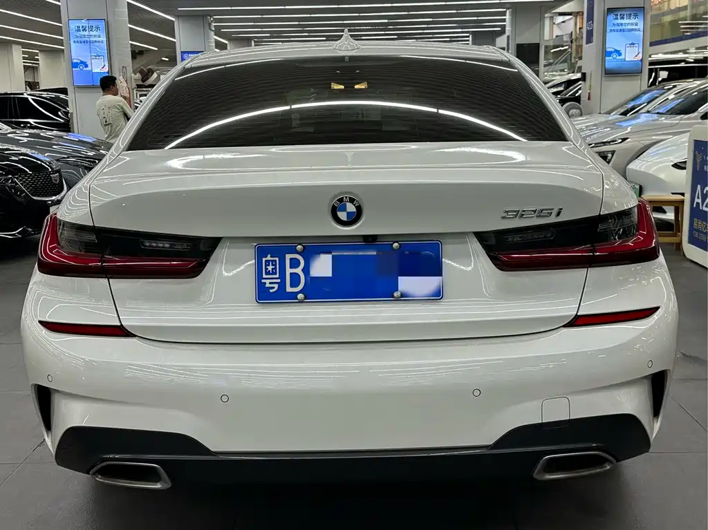 BMW 3 Series — миниатюра 8