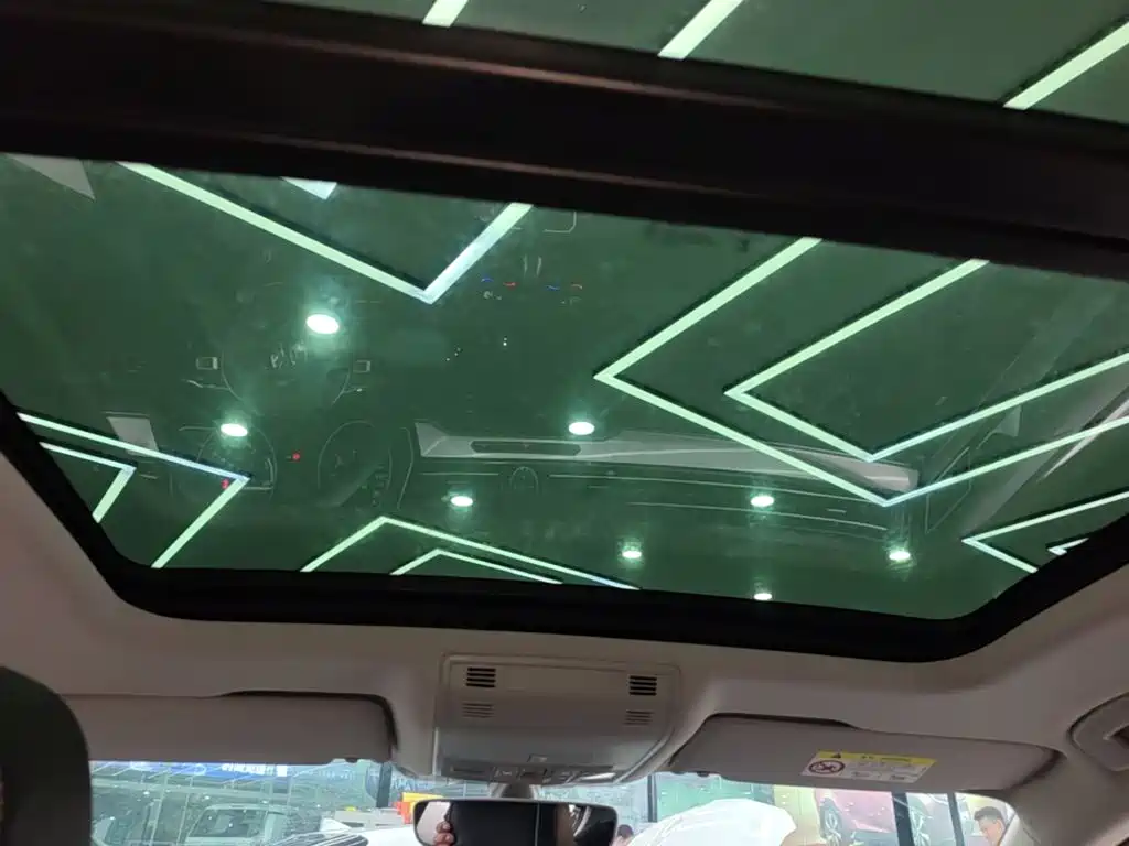 Volkswagen 迈腾 PHEV — миниатюра 18