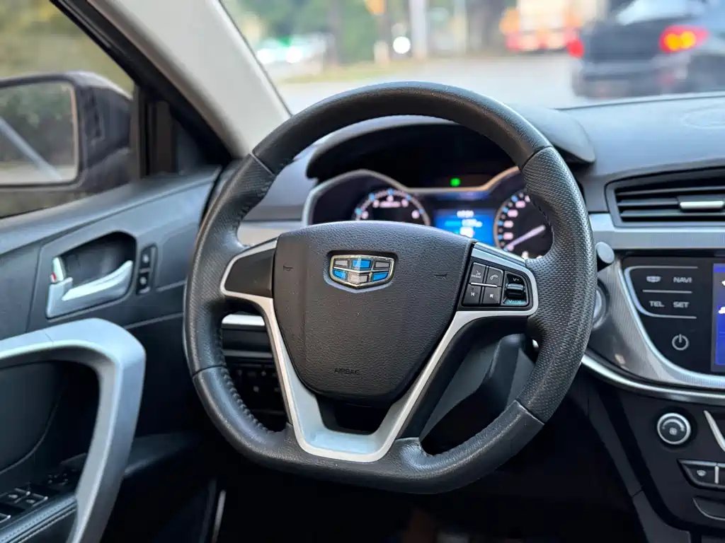 Geely Emgrand — миниатюра 13