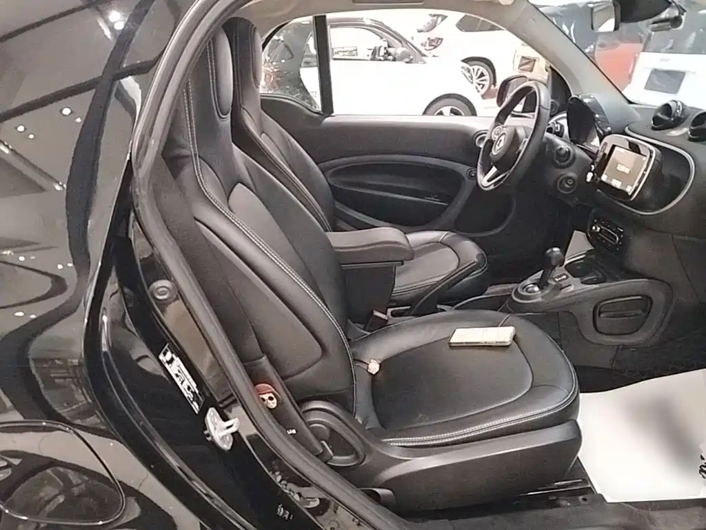 smart Smart Fortwo — миниатюра 25