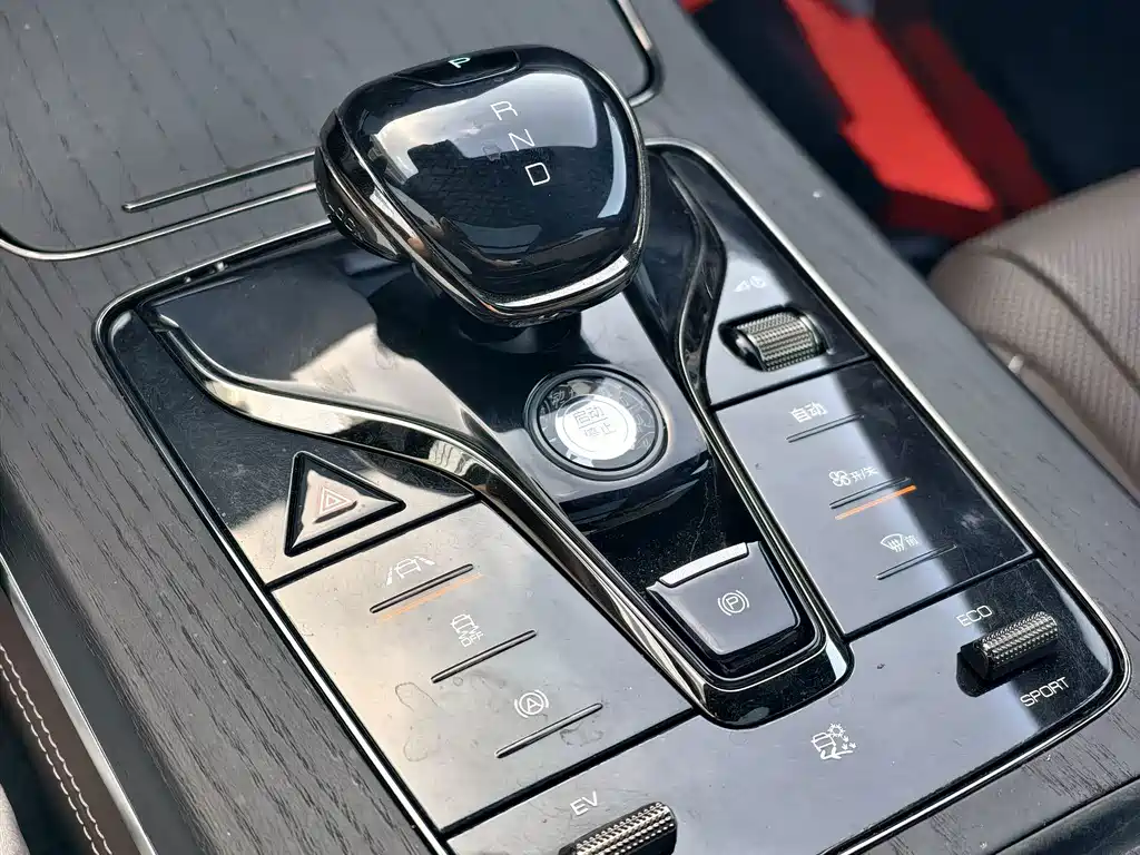 BYD Han — миниатюра 30