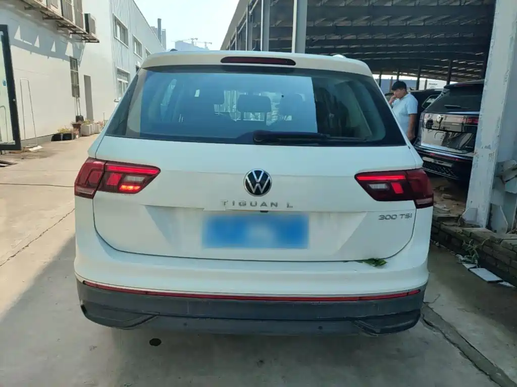 Volkswagen Tiguan L — миниатюра 6