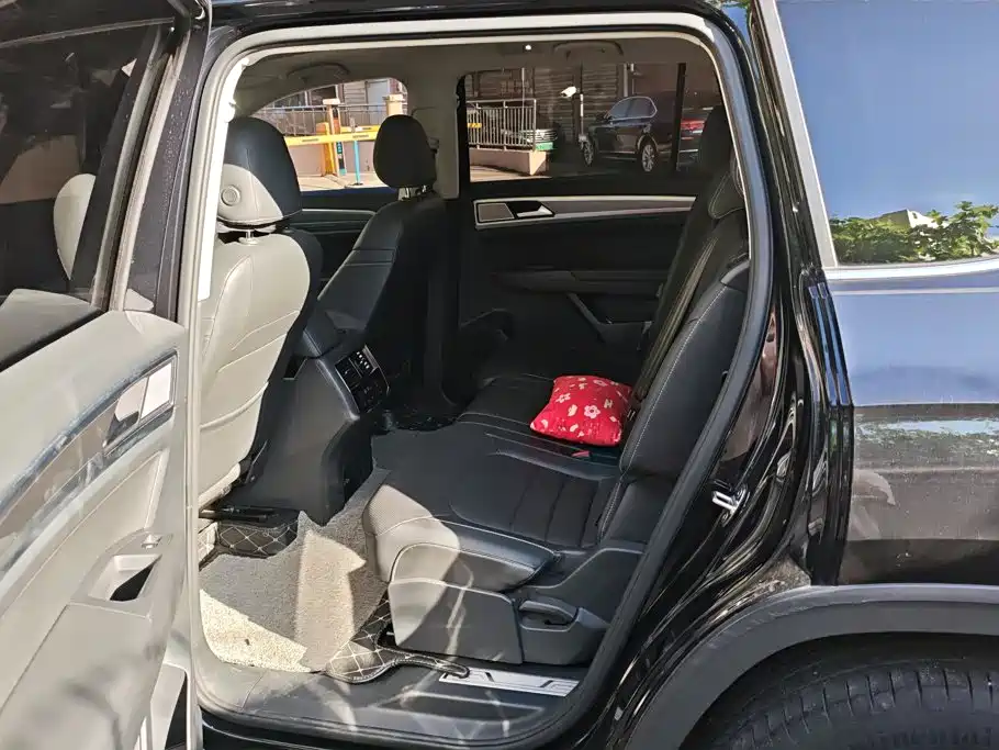 Volkswagen Teramont — миниатюра 11