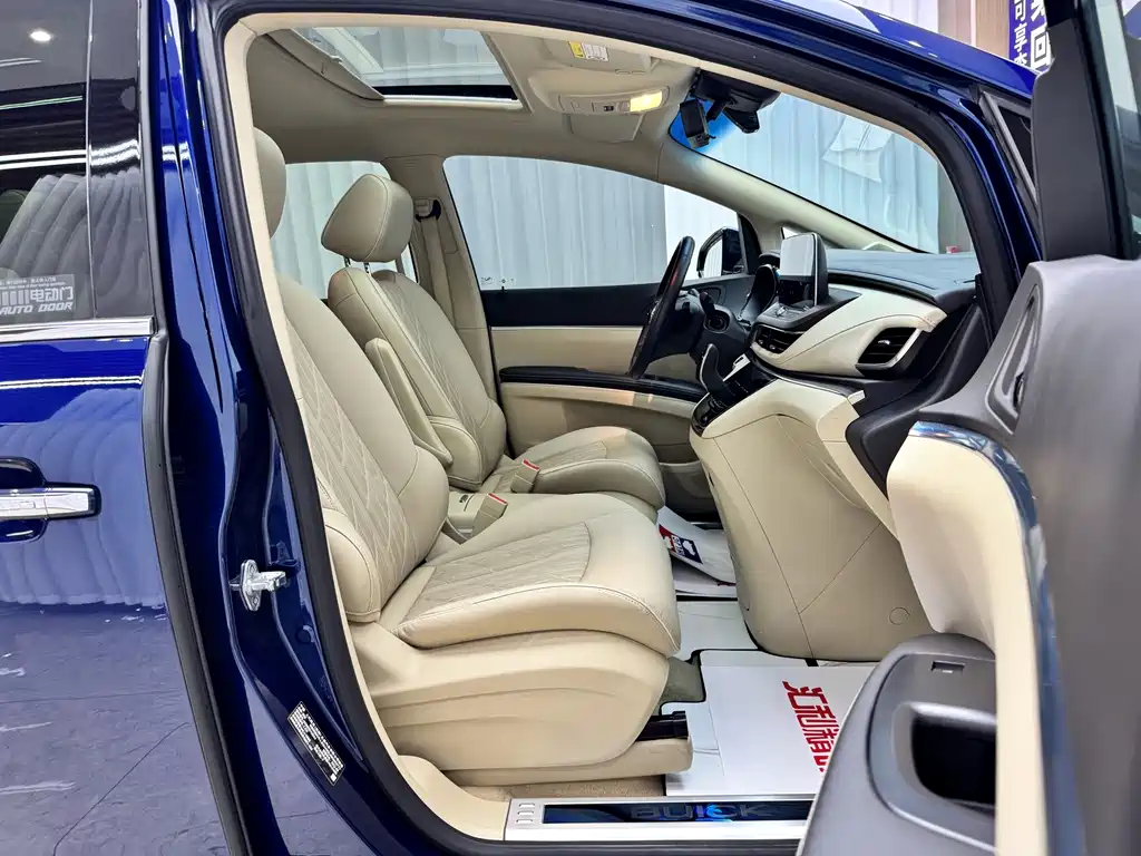 Buick GL8 — миниатюра 19