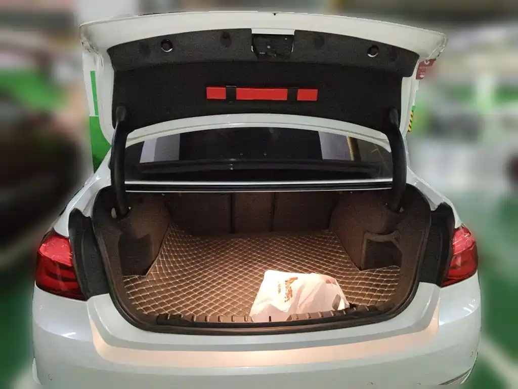 BMW 3 Series — миниатюра 20