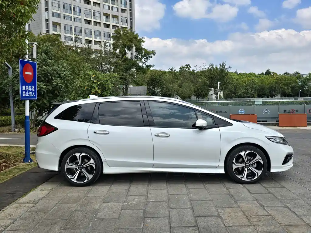 Honda Jade — миниатюра 4