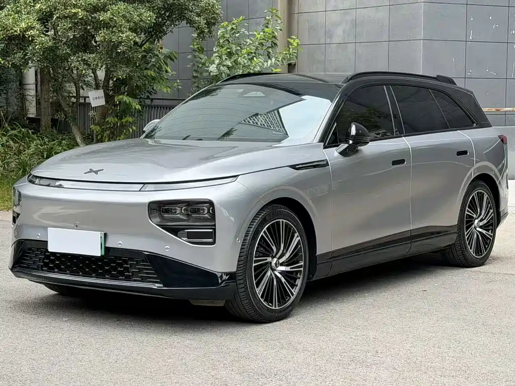 Xpeng G9