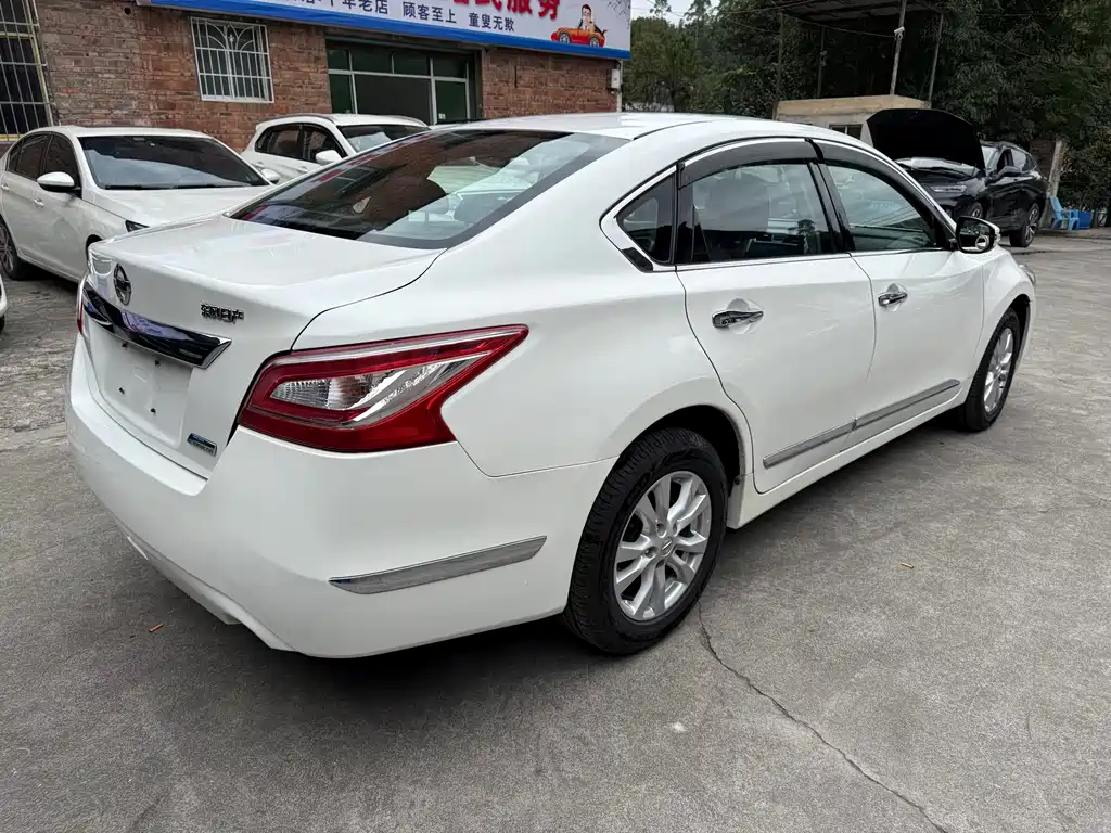 Nissan Teana — миниатюра 6