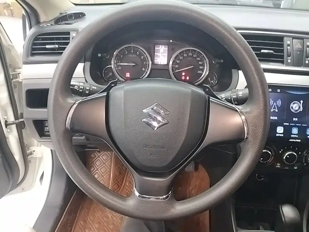 Suzuki Alivio — миниатюра 11