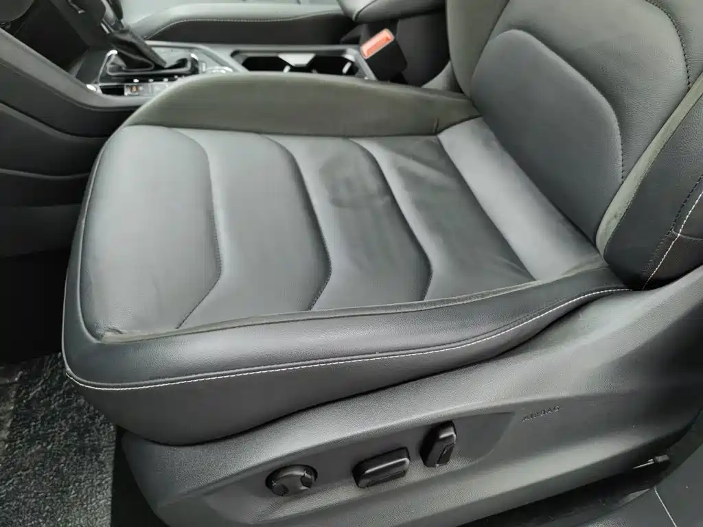 Volkswagen Tiguan L — миниатюра 20