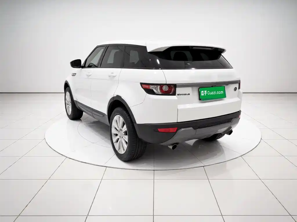 Land Rover Evoque — миниатюра 4