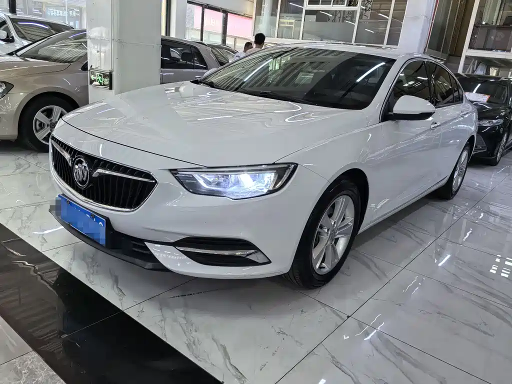 Buick Regal 2018