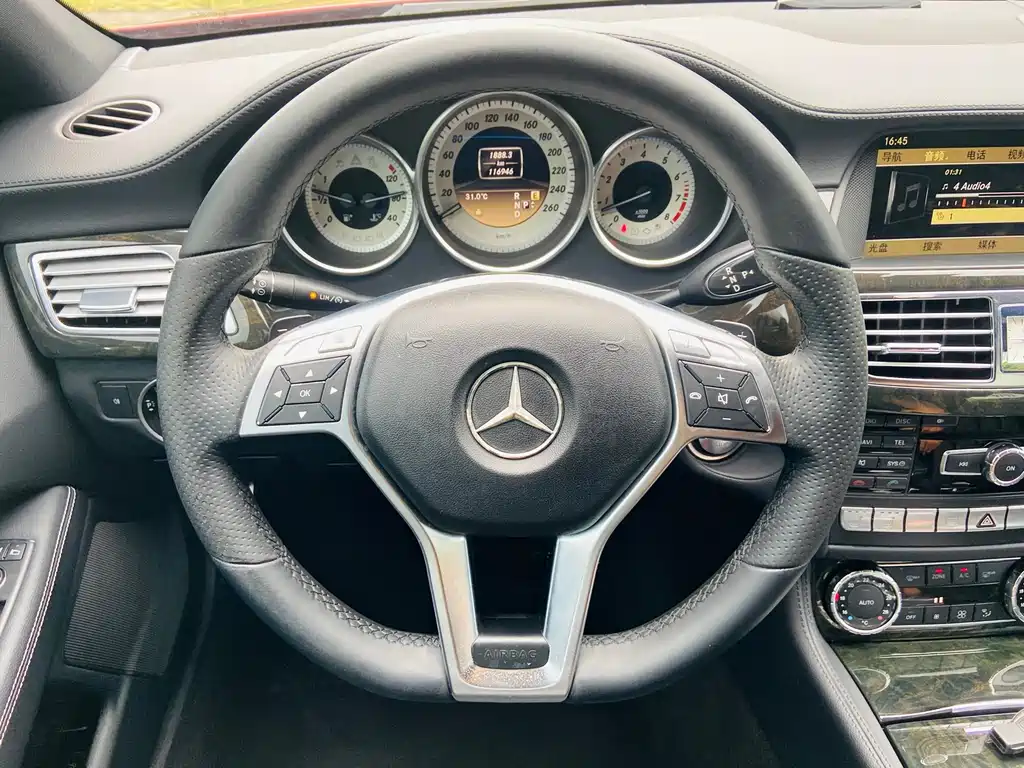 Mercedes-Benz CLS — миниатюра 17